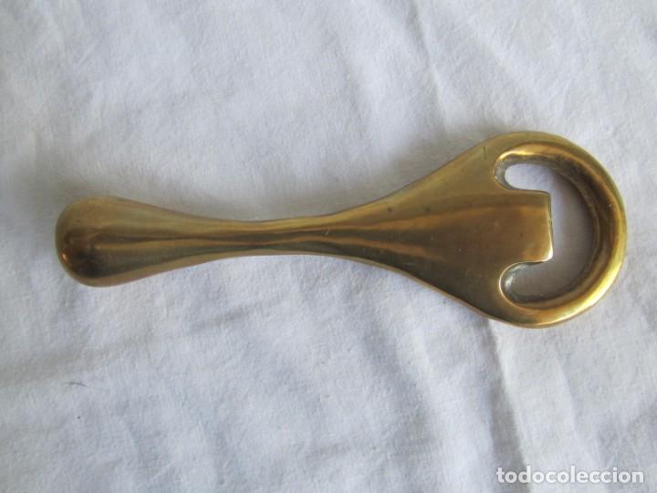 Abrebotellas y sacacorchos de colecci&oacute;n: Abrebotellas de bronce macizo - Foto 2