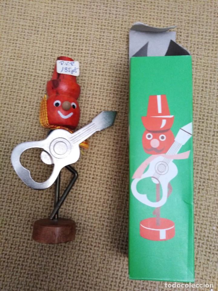 Abrebotellas y sacacorchos de colecci&oacute;n: Abrebotellas antiguo - Foto 1
