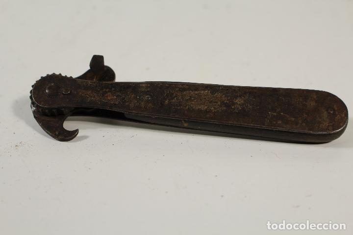 Abrebotellas y sacacorchos de colecci&oacute;n: antiguo abrebotellas - Foto 4
