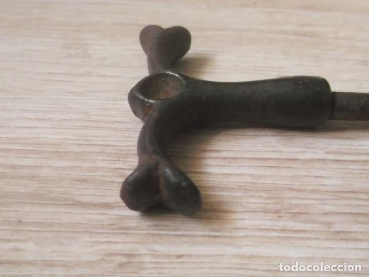 Abrebotellas y sacacorchos de colecci&oacute;n: antiguo sacacorchos - Foto 4