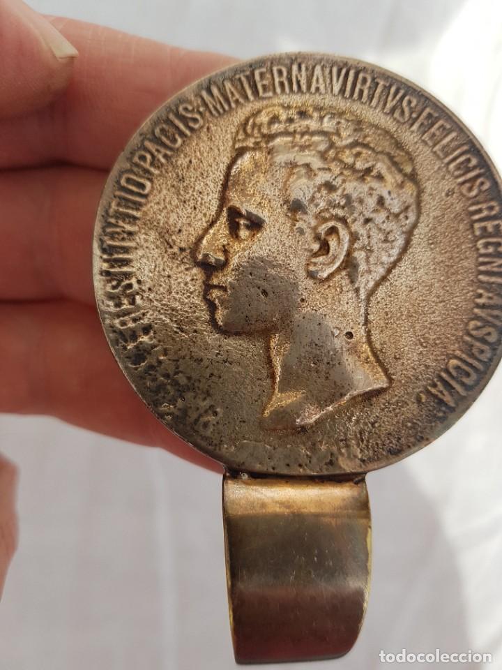 Abrebotellas y sacacorchos de colecci&oacute;n: ABREBOTELLAS CON FORMA DE MONEDA - Foto 8