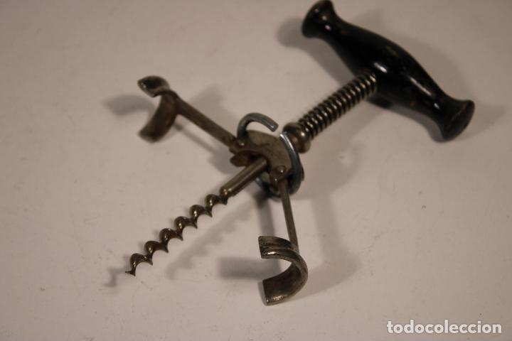 Abrebotellas y sacacorchos de colecci&oacute;n: antiguo sacacorchos - Foto 3