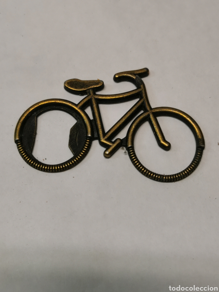 Abrebotellas y sacacorchos de colecci&oacute;n: Abrebotellas bicicleta - Foto 1