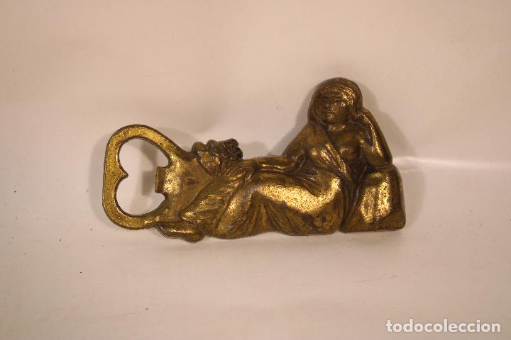 Abrebotellas y sacacorchos de colecci&oacute;n: abrebotellas la dama desnuda - Foto 1