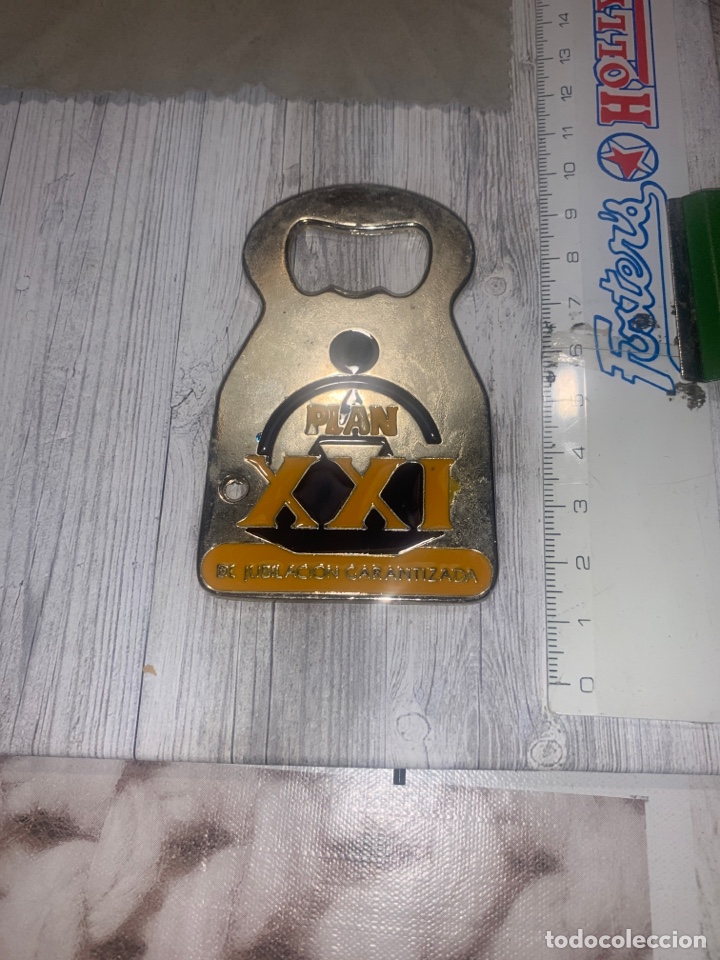 Ouvre-bouteilles et tire-bouchons &agrave; collectionner : Abrebotellas caja de ahorros de Alicante y Murcia plan XXI