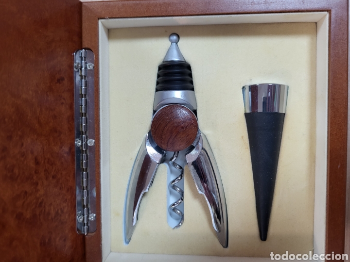 Abrebotellas y sacacorchos de colecci&oacute;n: KIT DE VINO EN CAJA DE MADERA. - Foto 3