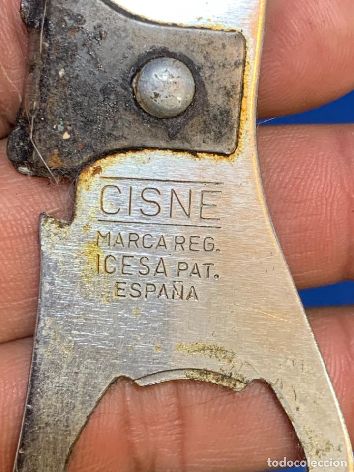 Abrebotellas y sacacorchos de colecci&oacute;n: ABRIDOR LA CASERA MARCA CISNE - Foto 5