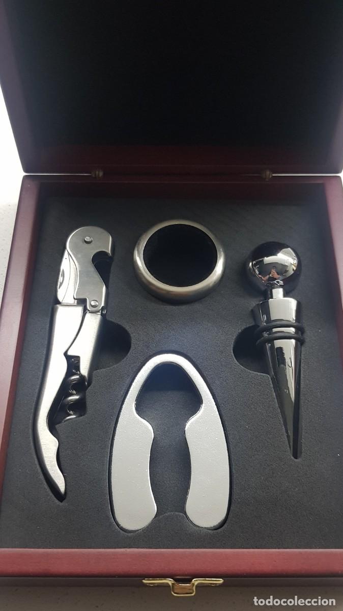 Abrebotellas y sacacorchos de colecci&oacute;n: Estuche Set de vino - Foto 1