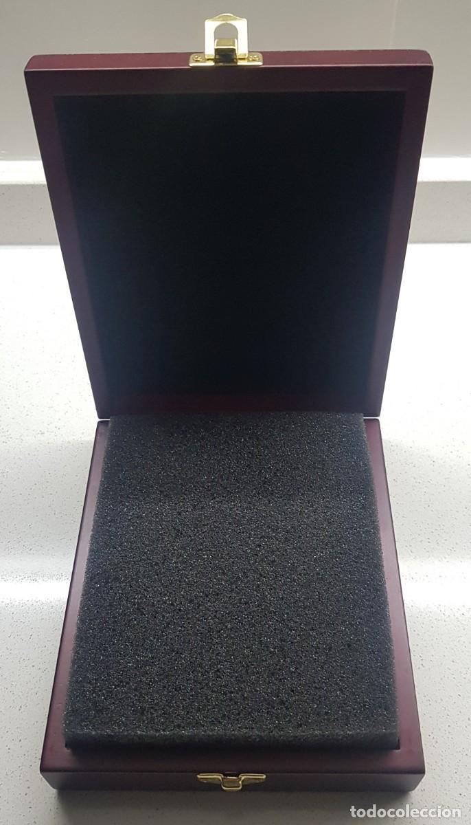 Abrebotellas y sacacorchos de colecci&oacute;n: Estuche Set de vino - Foto 3