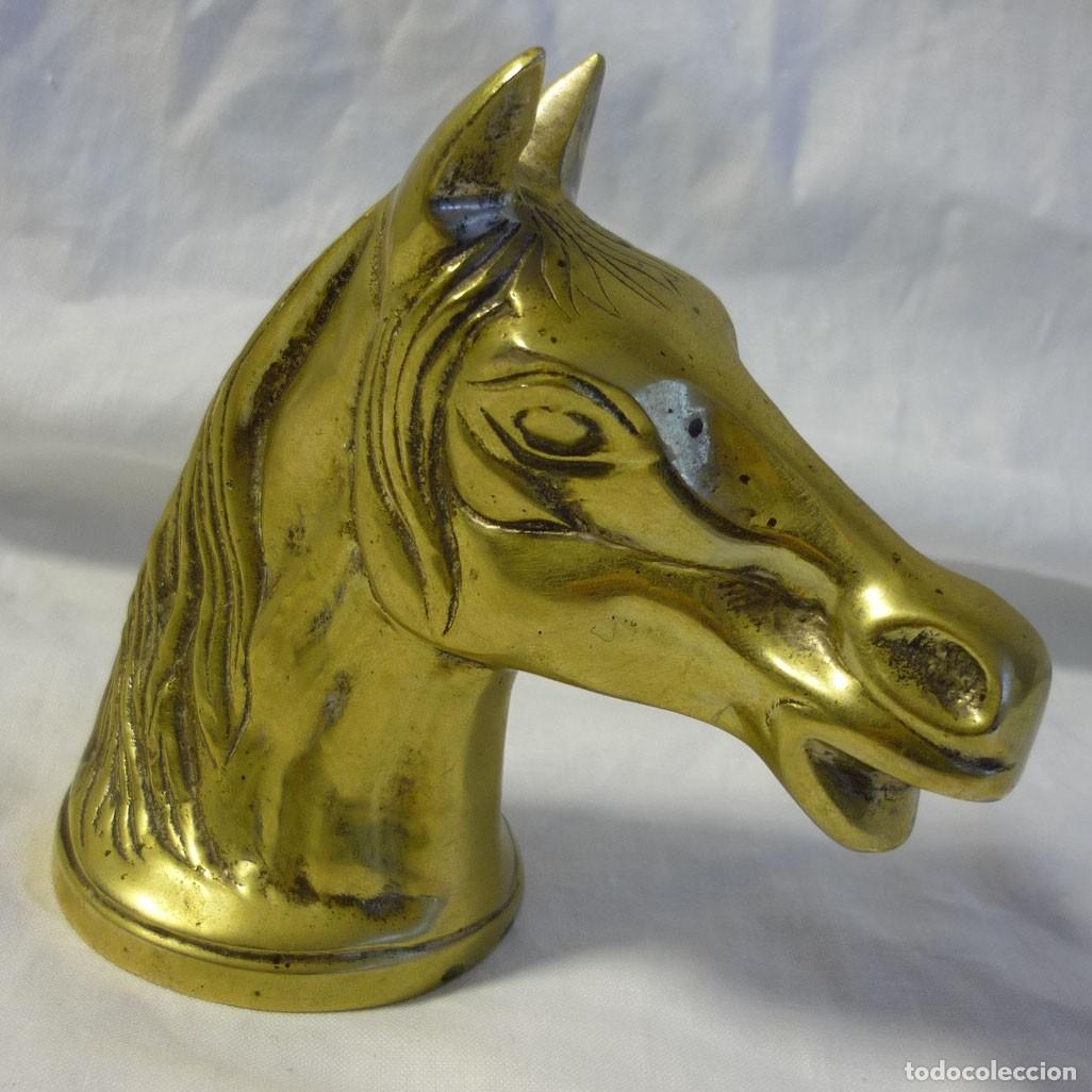 Abrebotellas y sacacorchos de colecci&oacute;n: Abrebotellas de bronce en forma de cabeza de caballo - Foto 1