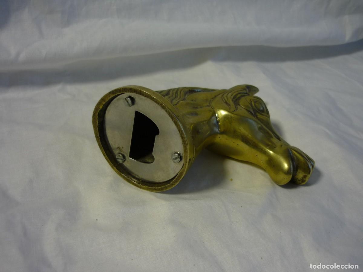 Abrebotellas y sacacorchos de colecci&oacute;n: Abrebotellas de bronce en forma de cabeza de caballo - Foto 6