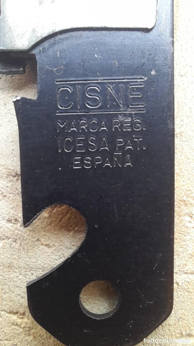 Abrebotellas y sacacorchos de colecci&oacute;n: ABRELATAS CISNE ICESA - Foto 5