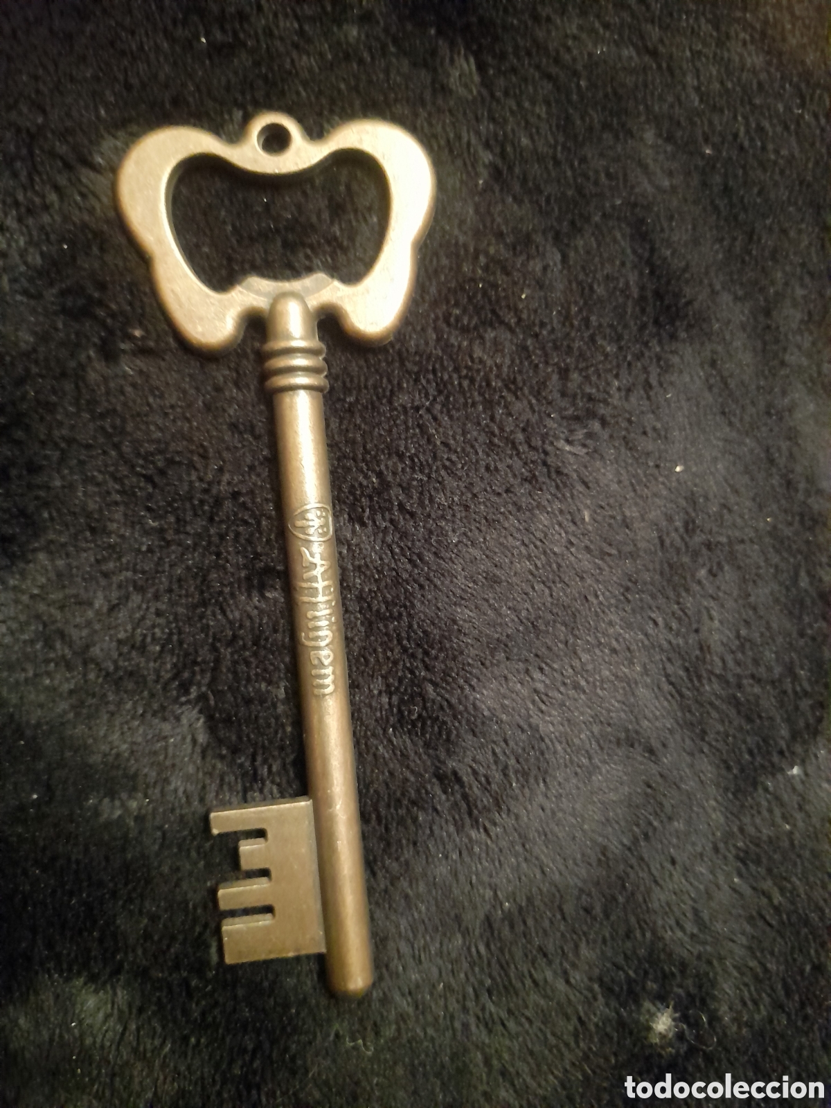 Abrebotellas y sacacorchos de colecci&oacute;n: Original abridor, forma de llave - Foto 1