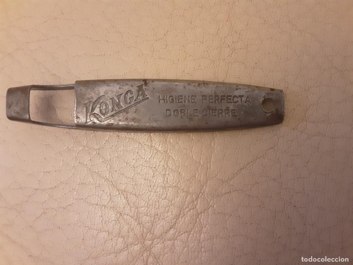 Abrebotellas y sacacorchos de colecci&oacute;n: Antiguo Abrebotellas KONGA - Foto 1
