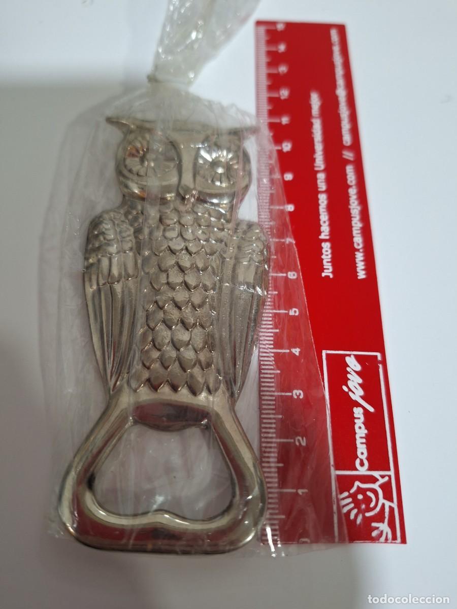 Abrebotellas y sacacorchos de colecci&oacute;n: Abridor de chapas forma buo. - Foto 3