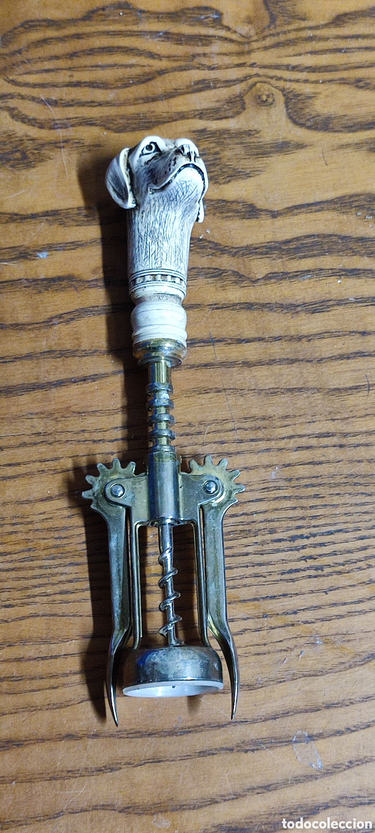 Ouvre-bouteilles et tire-bouchons &agrave; collectionner : Sacacorchos busto de perro made in Italy, saca corchos, abre botellas. Italia.