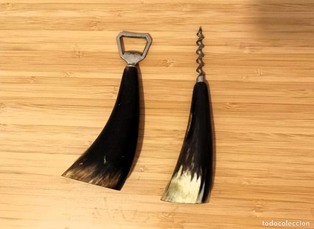 Abrebotellas y sacacorchos de colecci&oacute;n: abridores decorativos de hueso de cuerno de toro