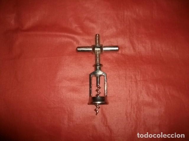 Abrebotellas y sacacorchos de colecci&oacute;n: SACACORCHOS BOJ (EIBAR) - Foto 1