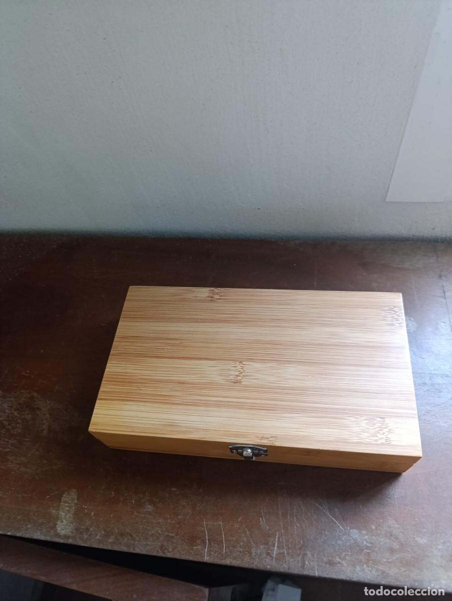 Abrebotellas y sacacorchos de colecci&oacute;n: Set para vino en caja de bambu - Foto 3