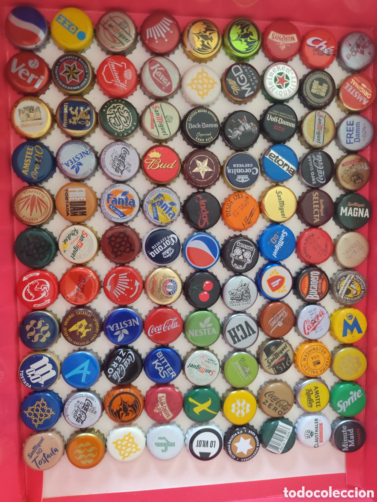Abrebotellas y sacacorchos de colecci&oacute;n: Lote de chapas de cerveza y bebidas