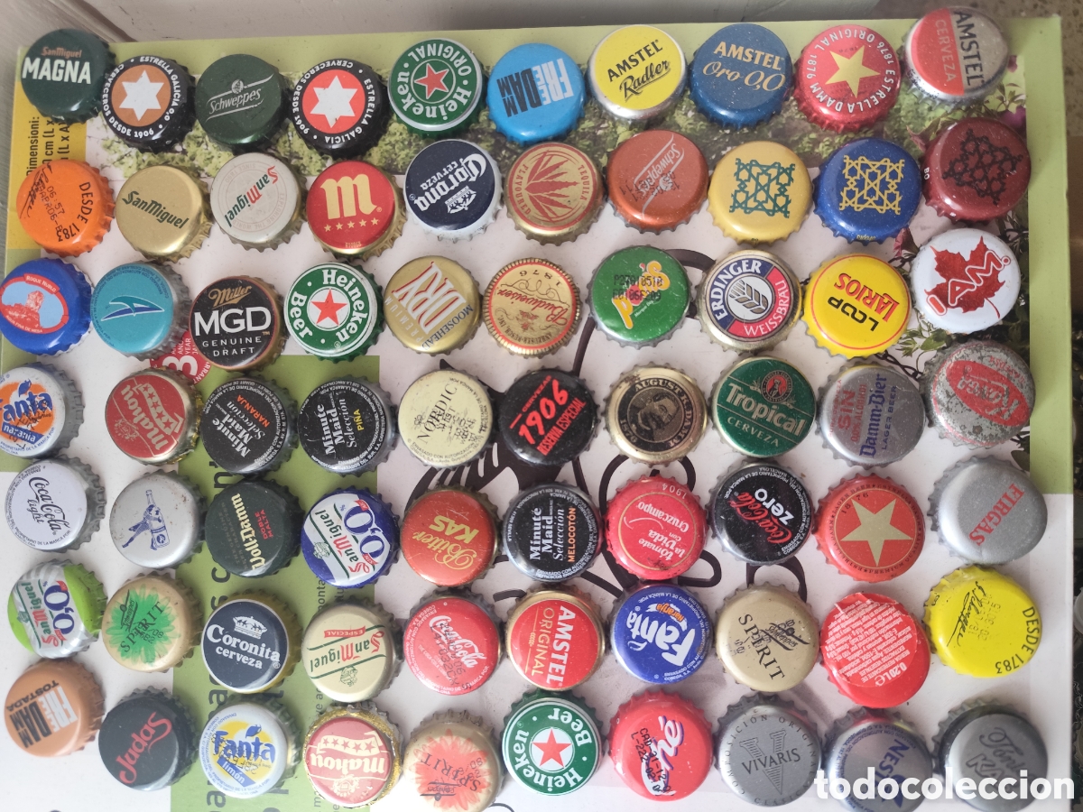 Abrebotellas y sacacorchos de colecci&oacute;n: Caja de 4'5kg chapas de cerveza y bebidas