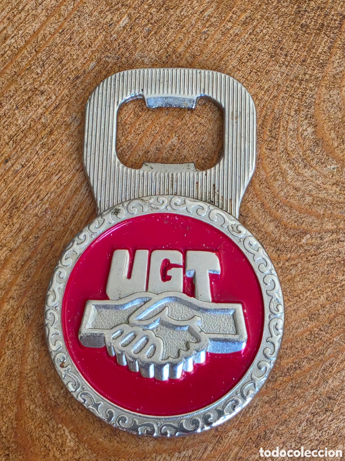 Abrebotellas y sacacorchos de colecci&oacute;n: UGT Abridor botellas chapas