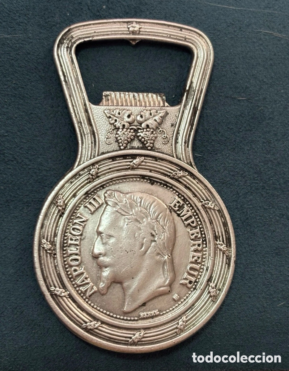 Abrebotellas y sacacorchos de colecci&oacute;n: Abrebotellas de plata Napole&oacute;n III