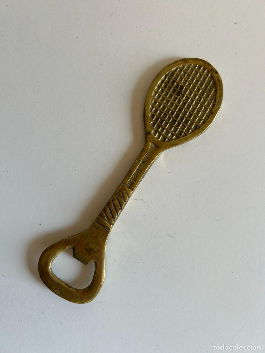 Abrebotellas y sacacorchos de colecci&oacute;n: Abrebotellas lat&oacute;n raqueta de tenis