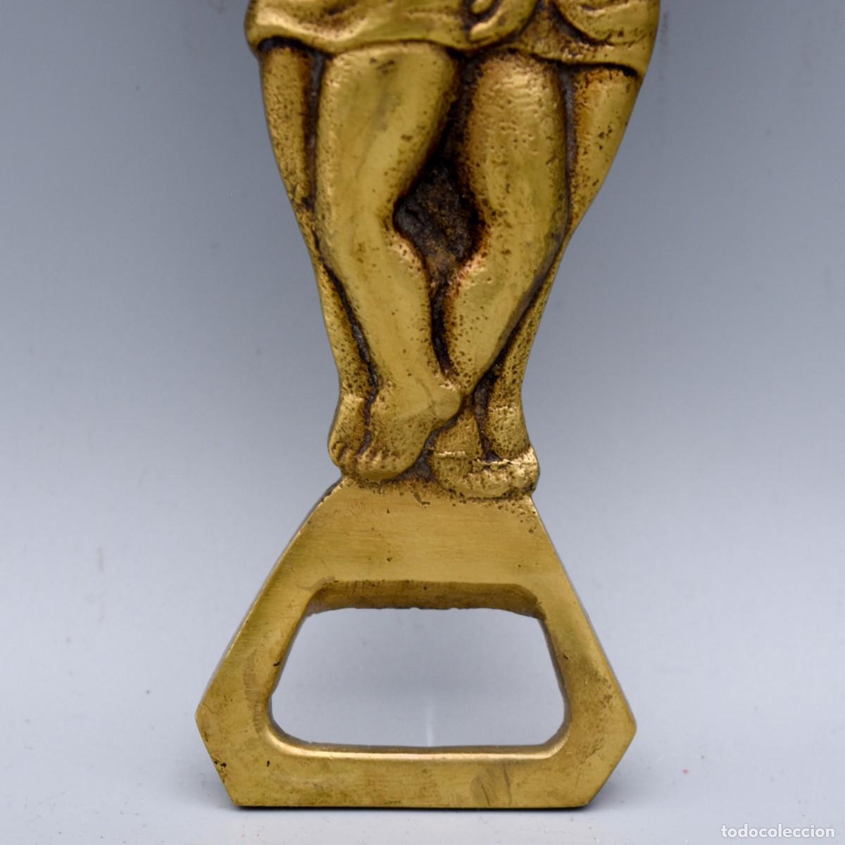 Abrebotellas y sacacorchos de colecci&oacute;n: Abridor de bronce antiguo - Foto 4