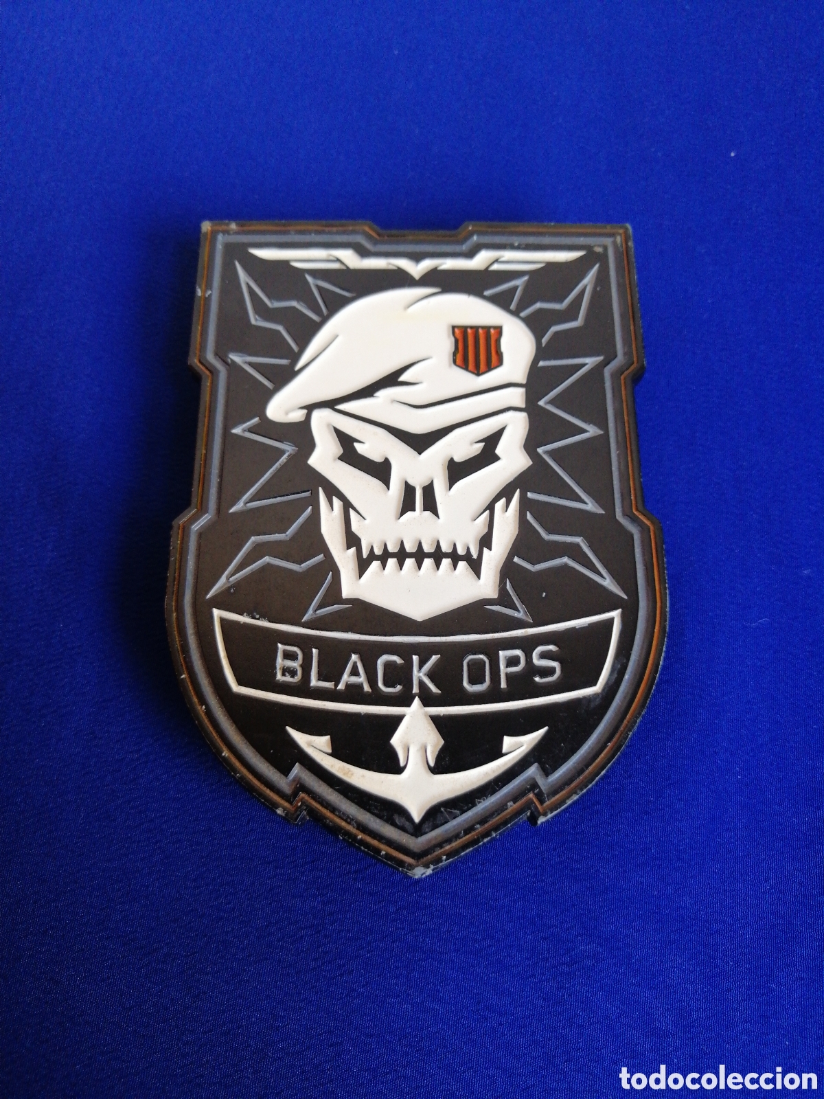 Abrebotellas y sacacorchos de colecci&oacute;n: CALL OF DUTY - ABRE BOTELLAS - BLACK OPS 2018