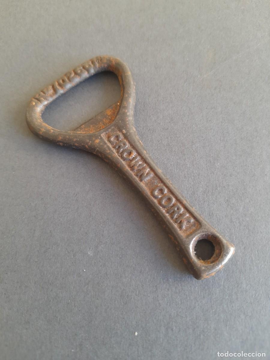 Abrebotellas y sacacorchos de colecci&oacute;n: Abrebotellas de hierro, crown cork bottle opener 7.8cm aproz