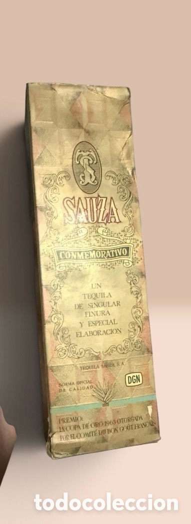 Abrebotellas y sacacorchos de colecci&oacute;n: SAUZA CONMEMORATIVO TEQUILA BOTELLA ANTIGUA 750ML