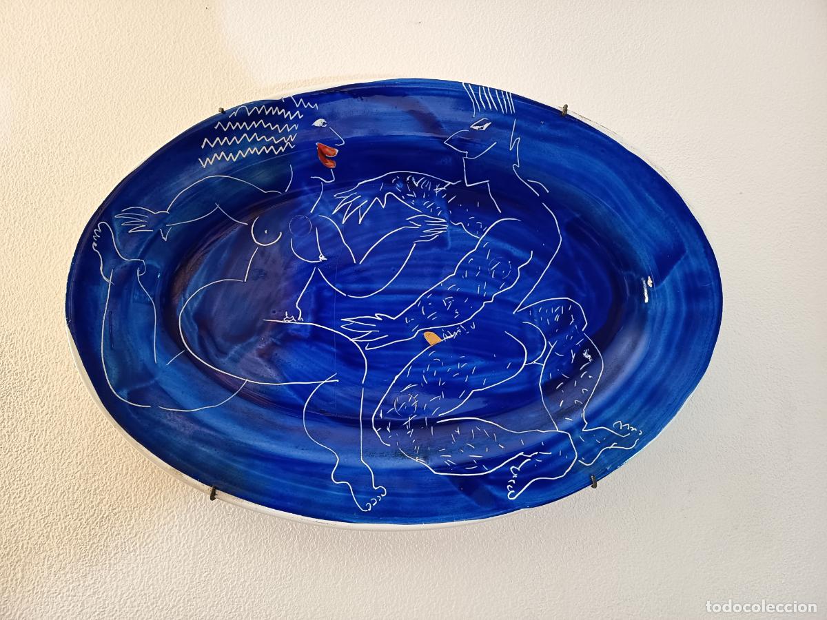Art: BANDEJA DE CERAMICA DECORADA MOTIVO EROTICO LLU&Iuml;SA JOVER 1994 FIRMADA