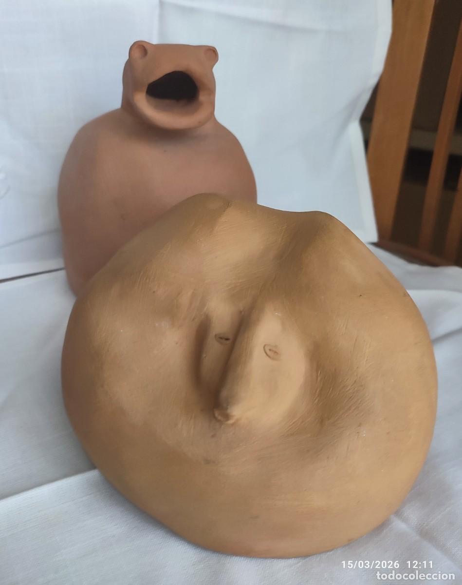 Arte: Lote dos esculturas zoomorfas de barro cocido de la artista Bibi Momp&oacute;
