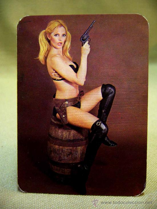 Kalender: CALENDARIO EROTICO, CHICA CON REVOLVER, 1974, ALMORADI, ALICANTE
