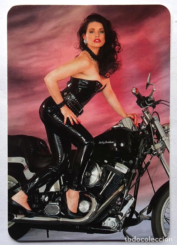 Kalender: calendario chica con moto 2002