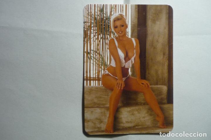 Kalender: CALENDARIO DESNUDO FEMENINO 2004