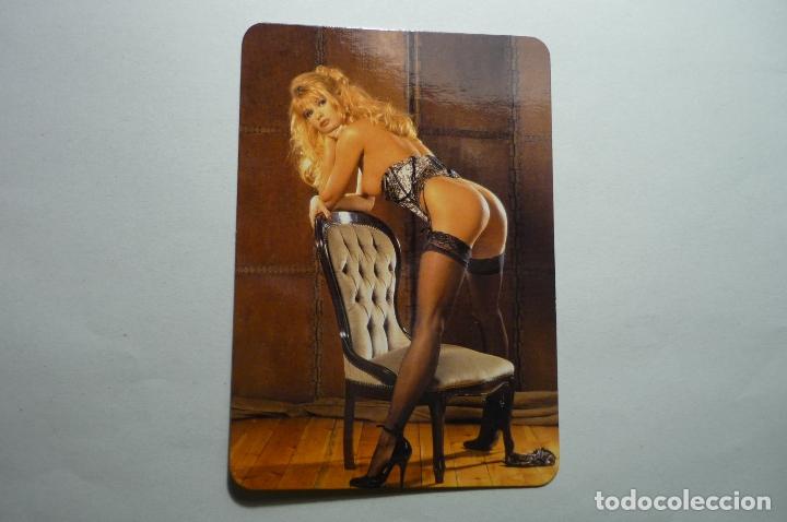 Kalender: calendario desnudo femenino 2001