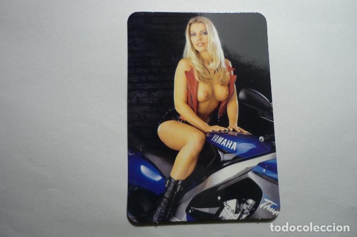 Kalender: calendario desnudo chica en moto 2008