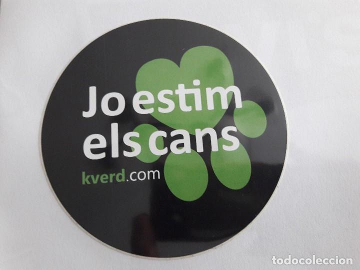 Kalender: pegatina de publicidad kverd.com, jo estim els cans.