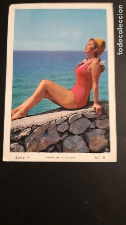 Kalender: 1 CALENDARIO SERIADO DE ** .CHICA EN BA&Ntilde;ADOR ** A&Ntilde;O 1970 CON PUBLICIDAD