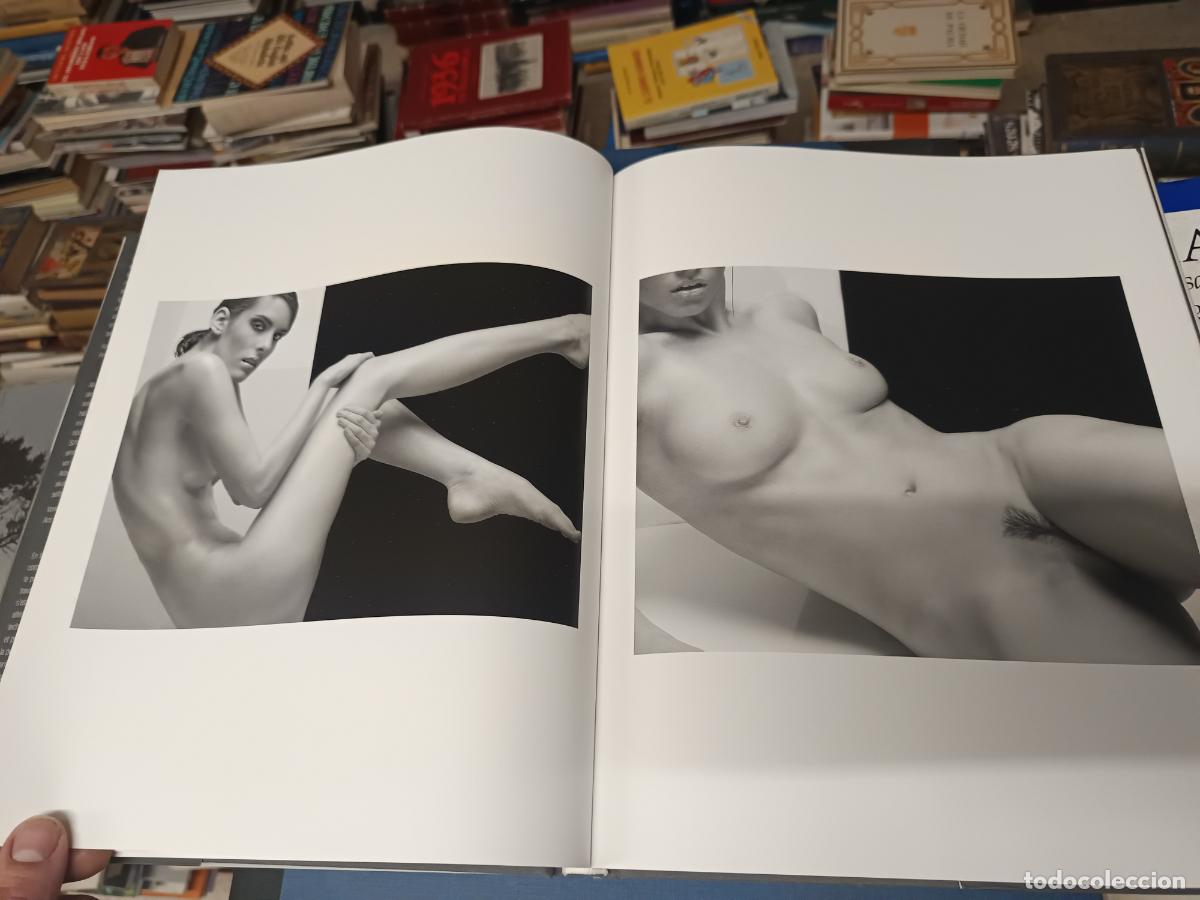Livres: NAKED BEAUTY . FOTOGRAF&Iacute;AS SYLVIE BLUM . EDITA DAVID FAHEY .TENEUES . 2011 . DESNUDOS , EROTISMO
