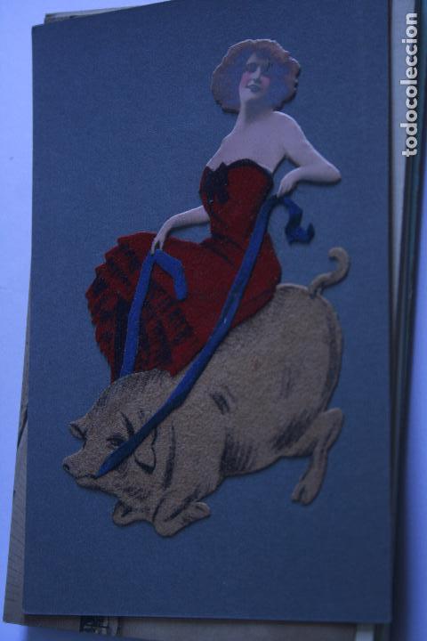 Others for Adults: POSTAL ANTIGUA  EN RELIEVE  COLLAGES EROTICA