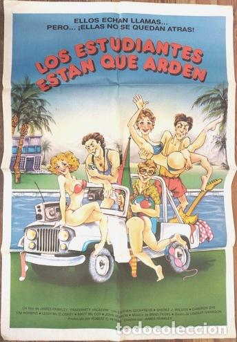 Others for Adults: afiche cine dibujado estudiantes arden erotica