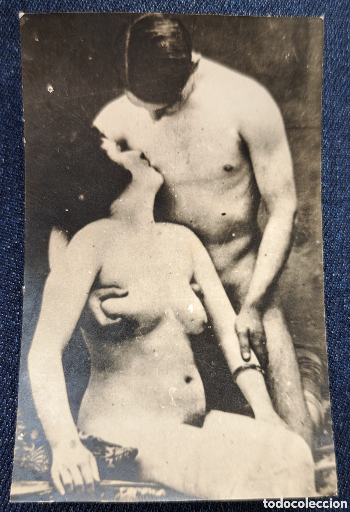 Andere Artikel: Antigua fotograf&iacute;a erotica, pornografica, mujer desnuda con hombre para tener sexo, grandes pechos