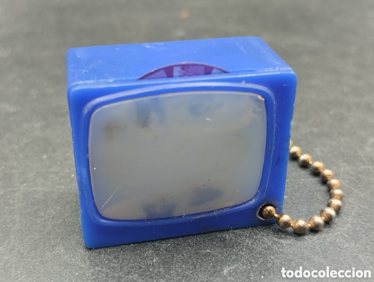 Others for Adults: Visor pornogr&aacute;fico televisor. Con dos ventanas y 22 fotograf&iacute;as er&oacute;ticas.