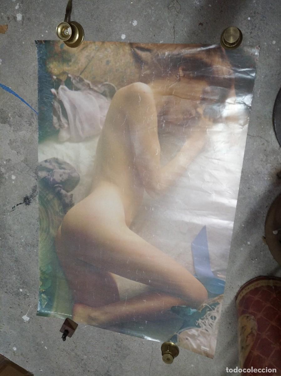 Others for Adults: ANTIGUO GRAN CARTEL POSTER EROTICO CON CHICA JOVEN DESNUDA, HAMILTON, PARIS - R9