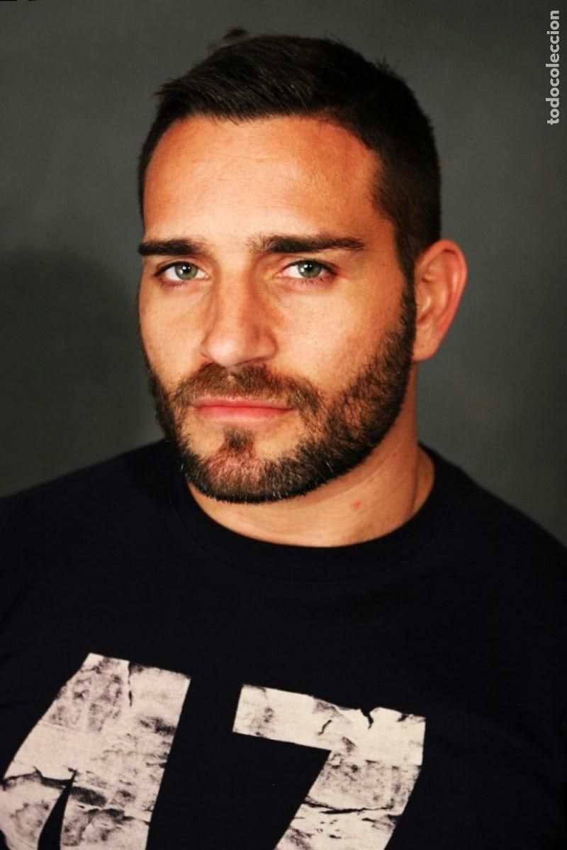 Others for Adults: EDU BOXER. ACTOR-MODELO. FOTOGRAFIA_ARTE.