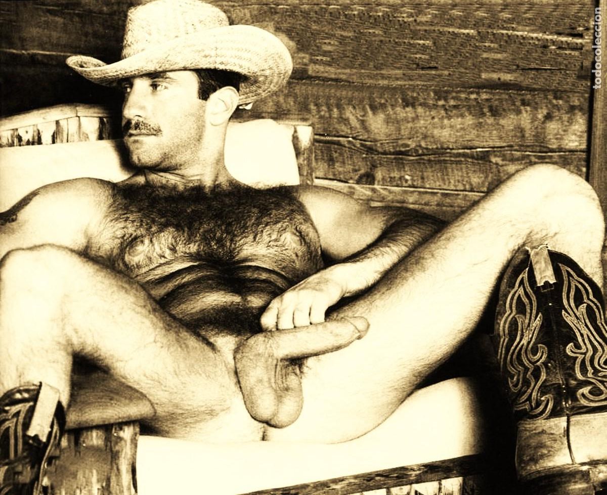 Others for Adults: COWBOY A SUS ANCHAS. MODELO. FOTOGRAFIA_ARTE.