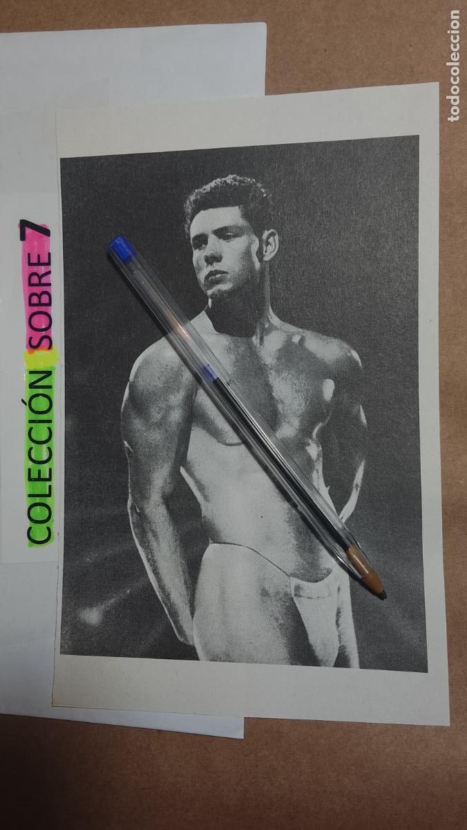 Autres: hoja tematica gay artistica fotografica o comic hombre erotico desnudos culturismo homo sexo EROTICA